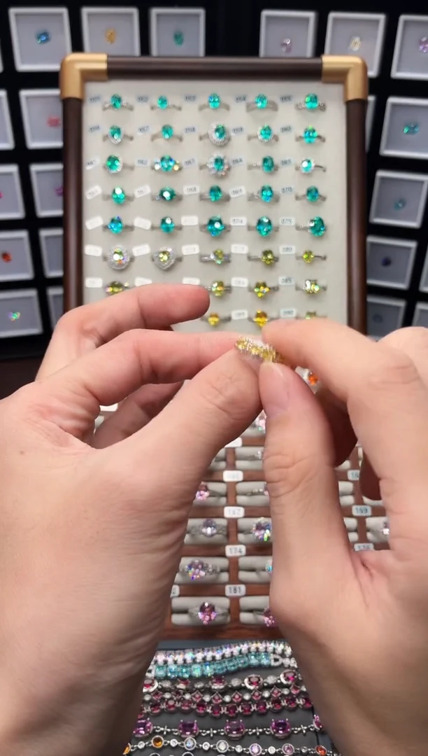 戒指彩色蓝宝石银S925镶嵌1888