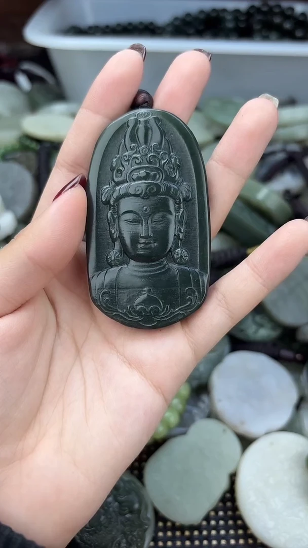 颈饰未镶嵌和田玉1