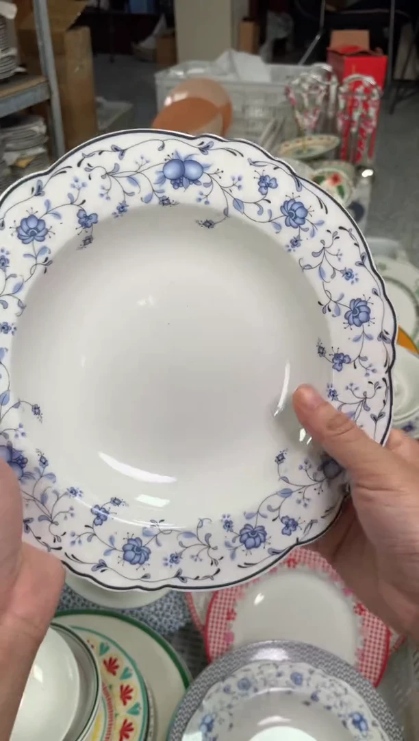瓷陶瓷尾单CC042微瑕1个样品