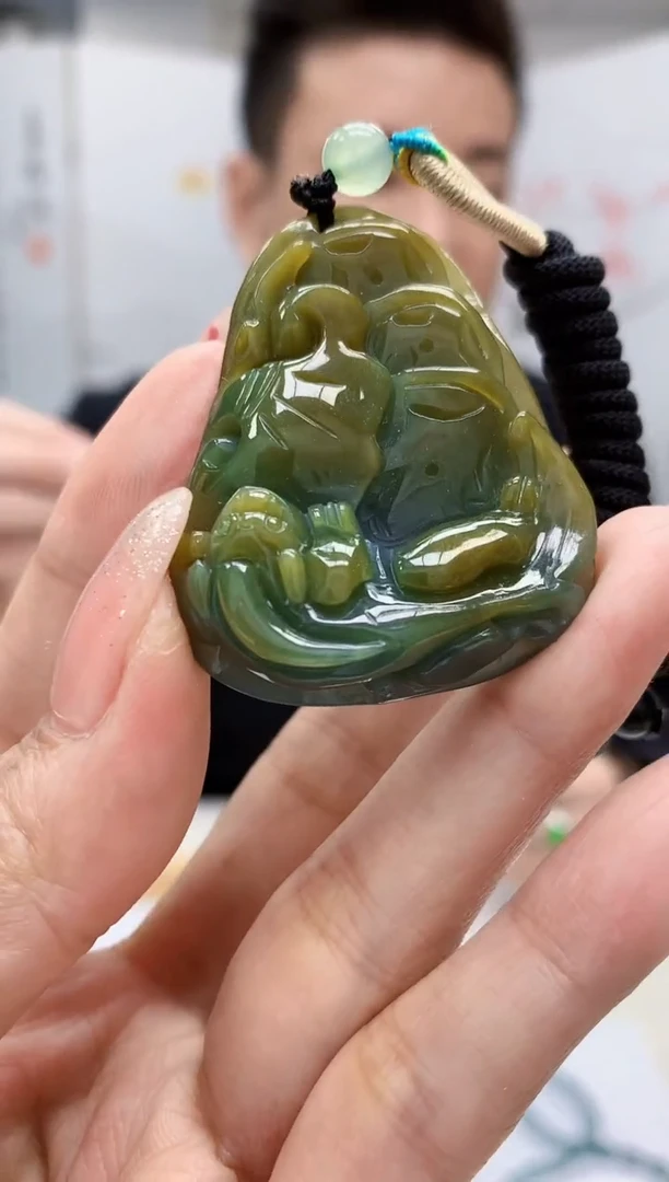 【闪购商品】定制翡翠未镶嵌4990MM-毛货挂件107