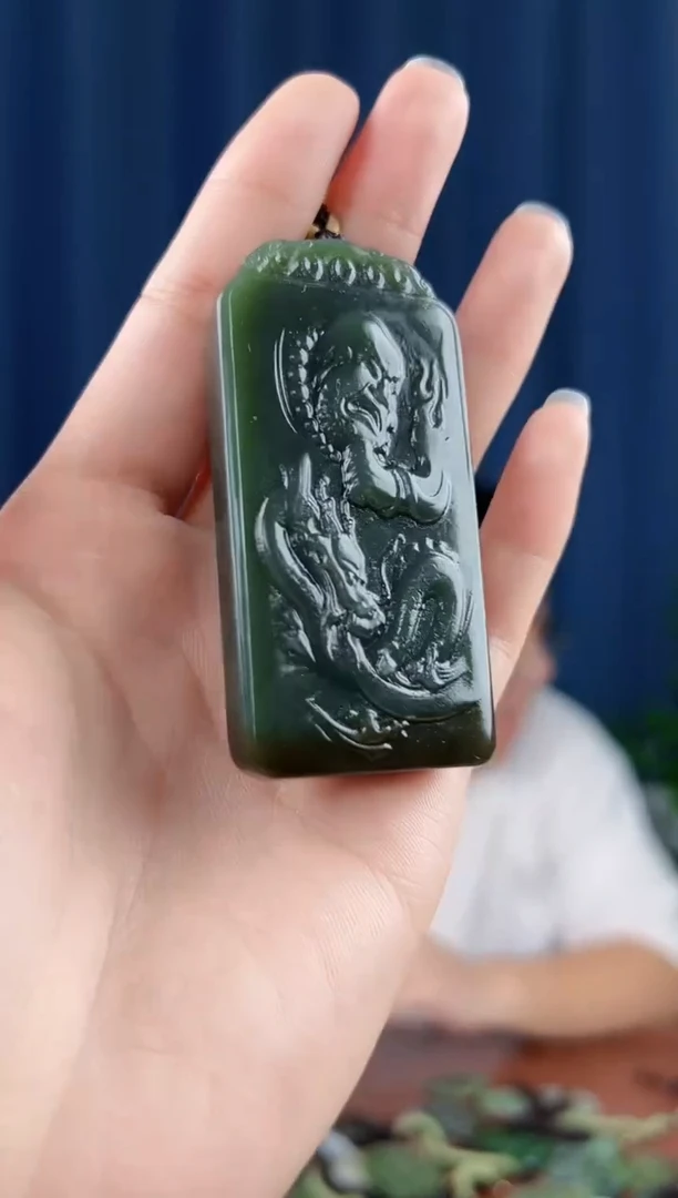 未镶嵌和田玉挂件拍一发一，多样性发货