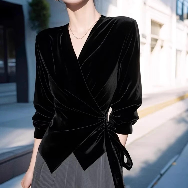 黑色V领长袖丝绒衬衫2025春秋新款显瘦新款复古系带气质收腰上衣