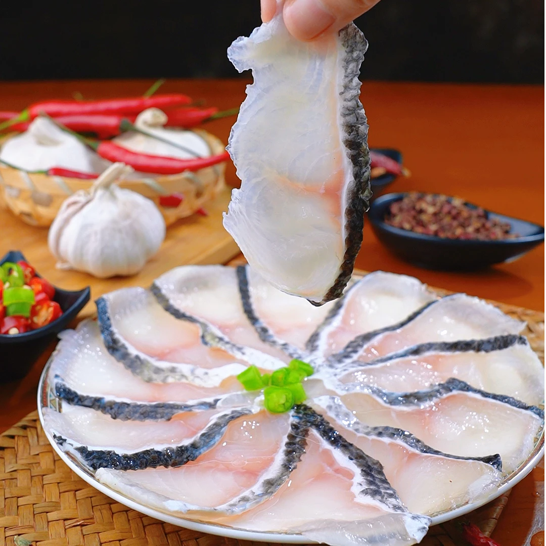 袋装免浆纯黑鱼片冷冻生鱼片片商用批发新鲜黑鱼肉250g聚餐火锅