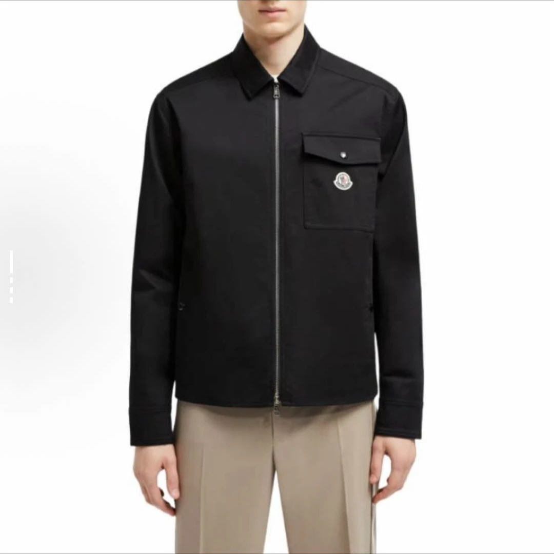 未使用 MONCLER  M11023 贴片翻领拉链长袖夹克外套 男款