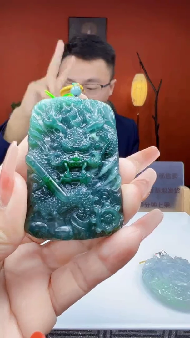 未镶嵌定制翡翠Q01511翡翠多样性发一