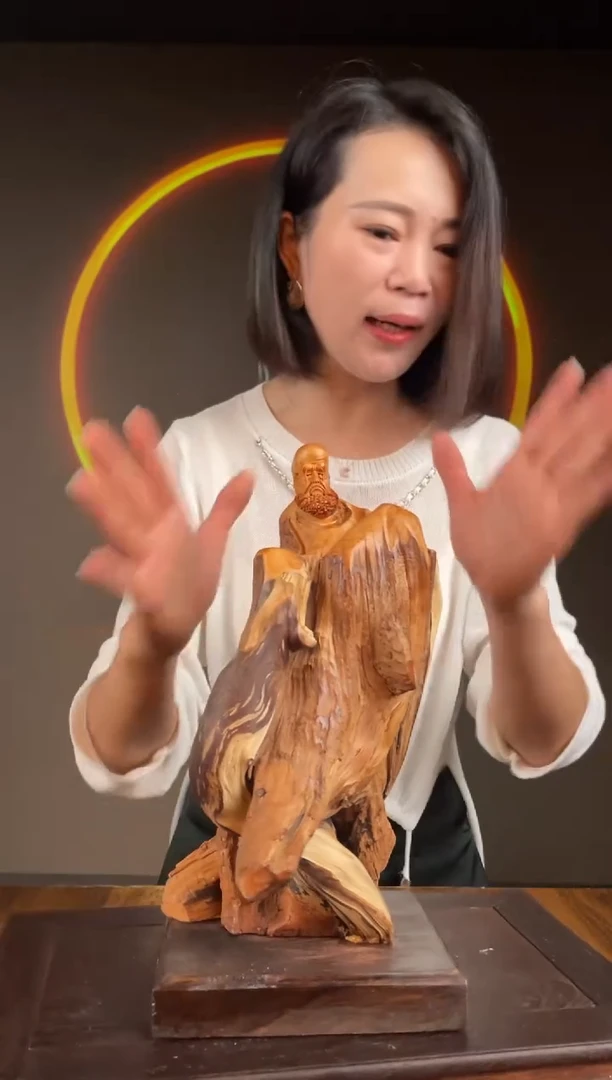 柏木（崖柏）手工摆件,先抢先得! 编号:191