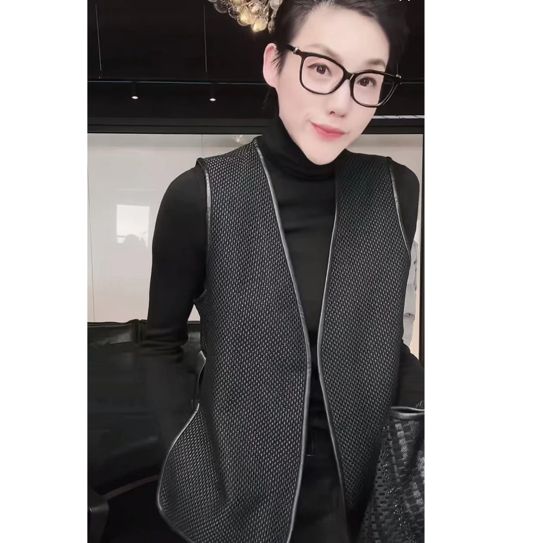 MNFK 进口 黑色背心 BX0149