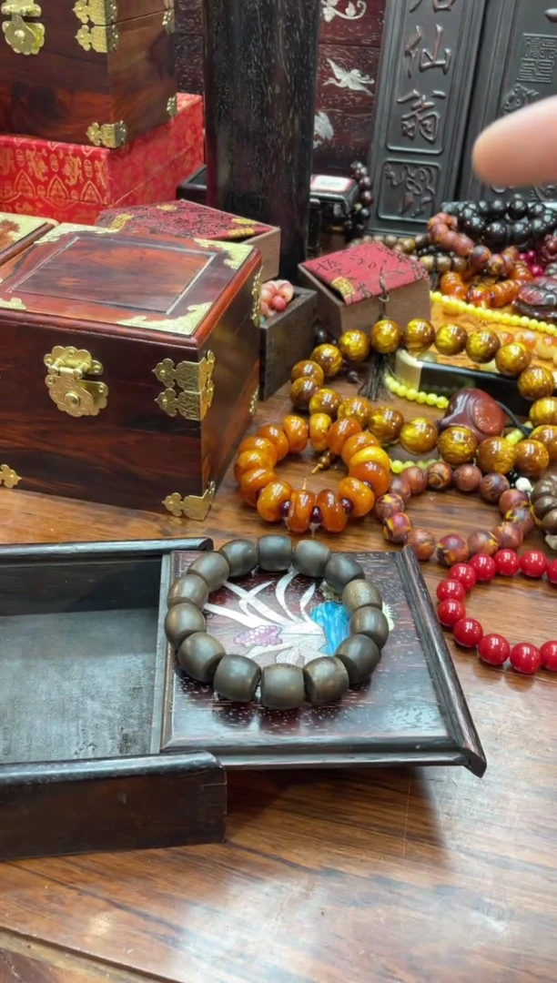 【闪购商品】木黑桶珠手串带方盒