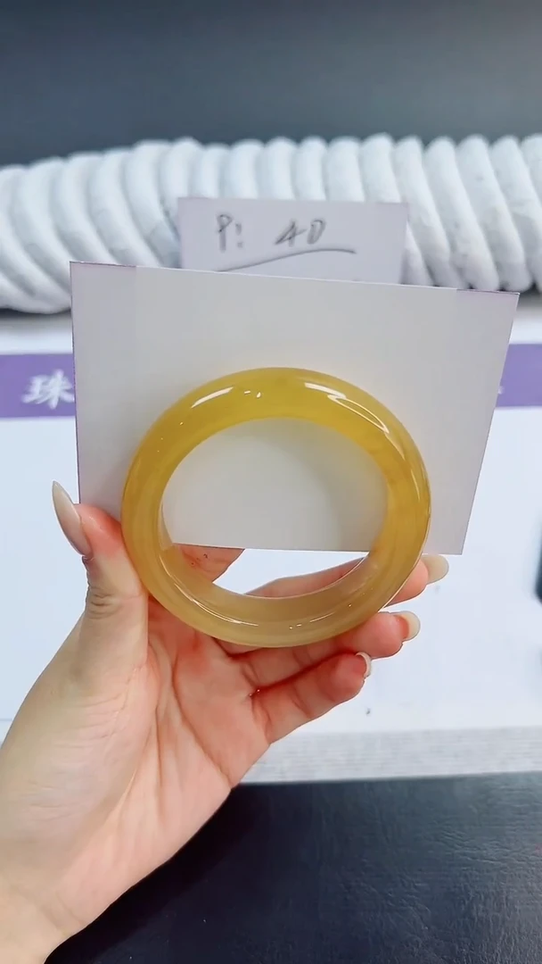 未镶嵌手镯石英质玉77/56