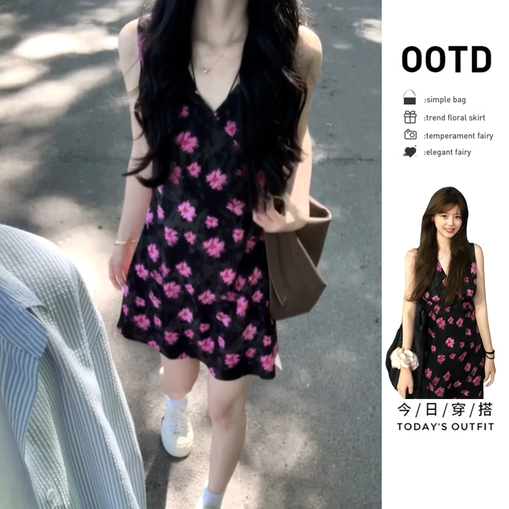 法式碎花v领无袖背心连衣裙女夏季2025新款小个子收腰度假风短裙