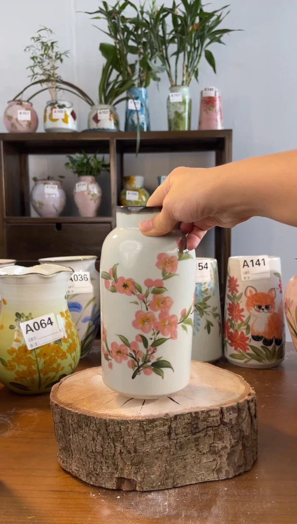 瓶陶瓷花瓶  手绘
