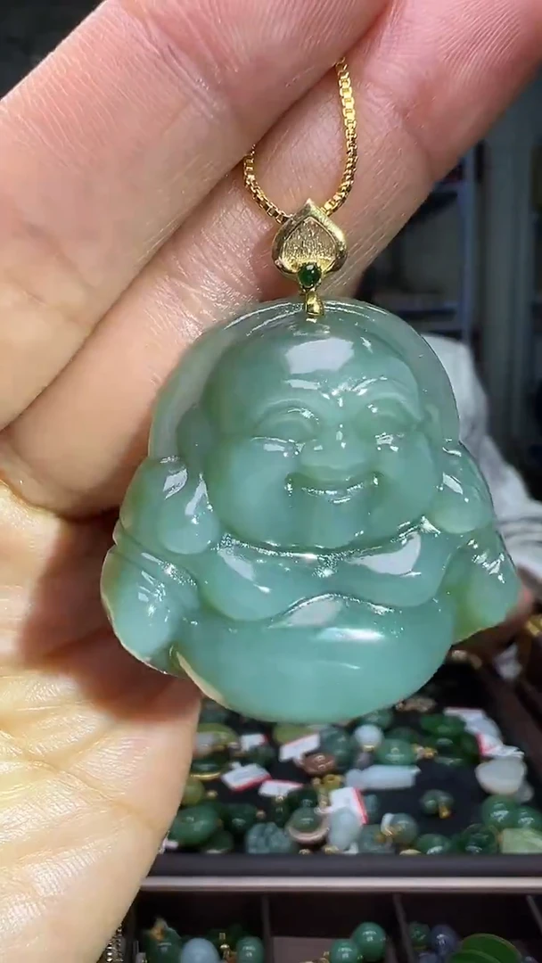 颈饰18K金镶嵌和田玉（多样性发货.发其一)12.28.129