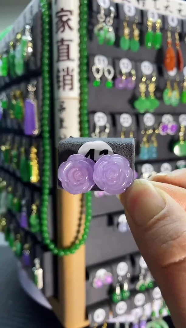 【闪购商品】翡翠耳饰银S925镶嵌41....