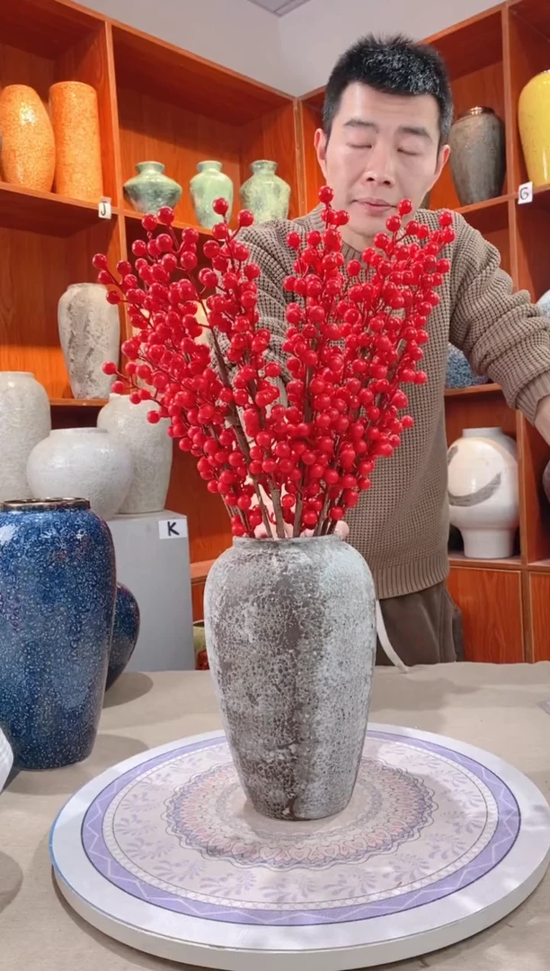 【闪购商品】瓶 陶瓷花瓶 无花 雪花秀 中号