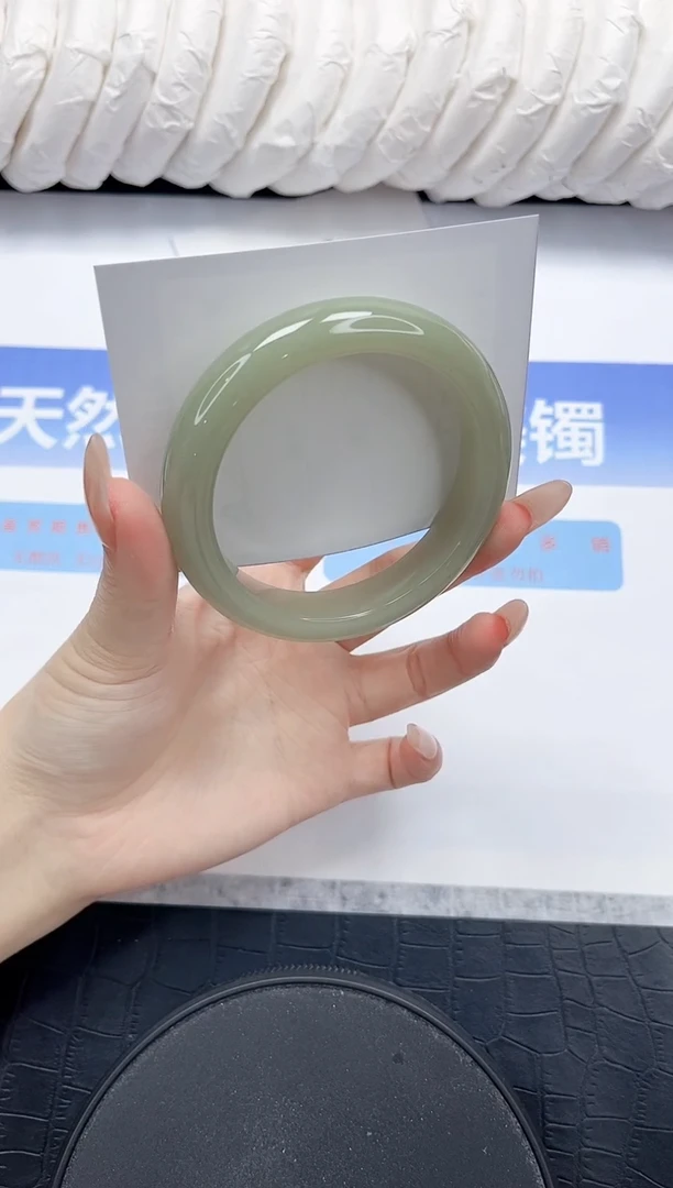 未镶嵌手镯石英质玉18-60