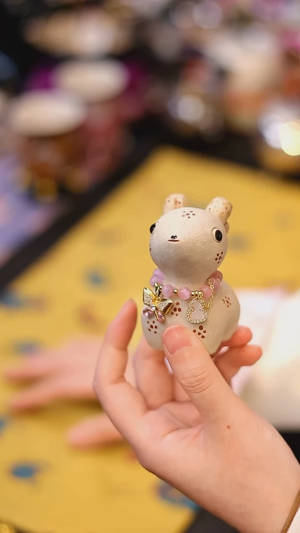 【闪购商品】摆件山怂阿卿直@@DSFL930015+提溜