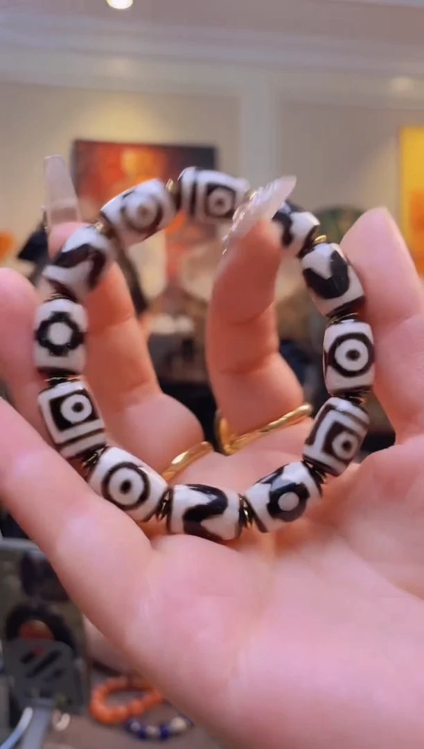 菩提籽类黑白阵手串