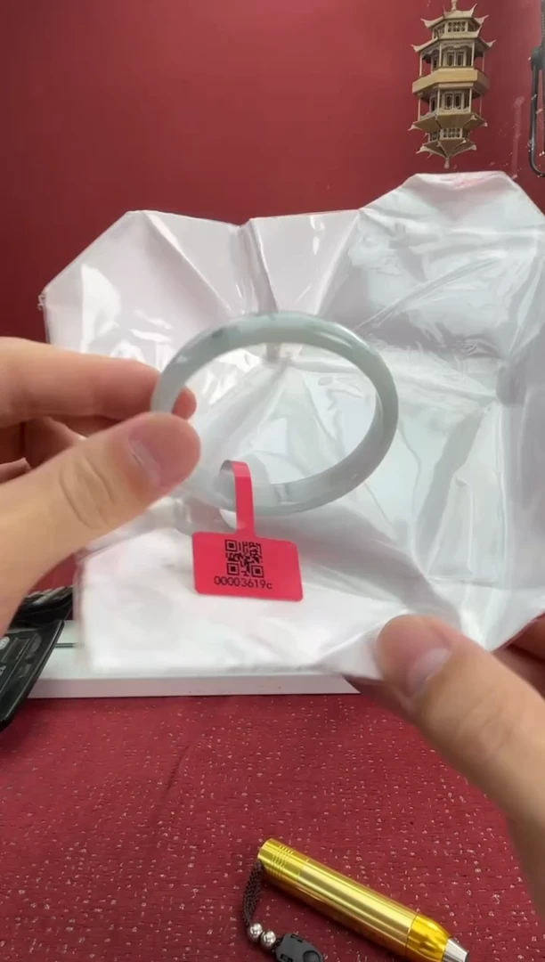 翡翠手镯（贵妃镯）未镶嵌9手镯