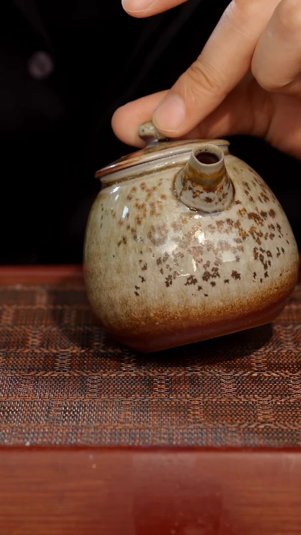 奢瓷/瑞寅柴烧茶器（壶）274