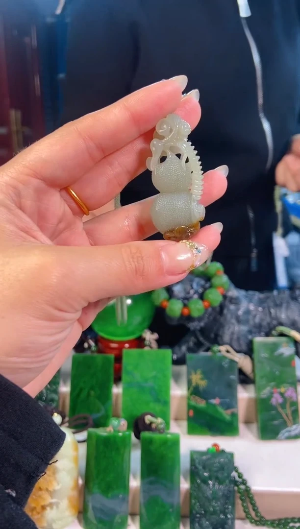 【闪购商品】和田玉挂件未镶嵌1