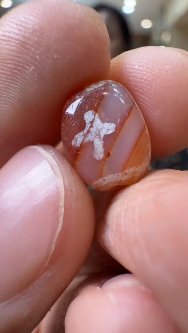 玛瑙/玉髓未镶嵌珠宝半成品红玉髓