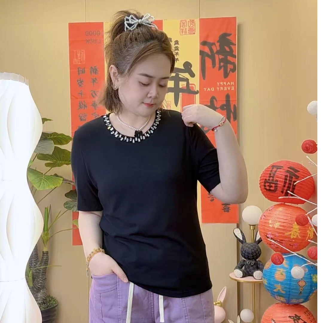 2025春季新款半袖T恤显瘦百搭重工钉珠钻时尚休闲圆领气质纯色