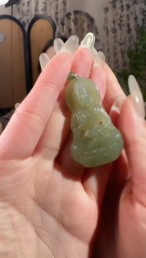 颈饰未镶嵌和田玉观音