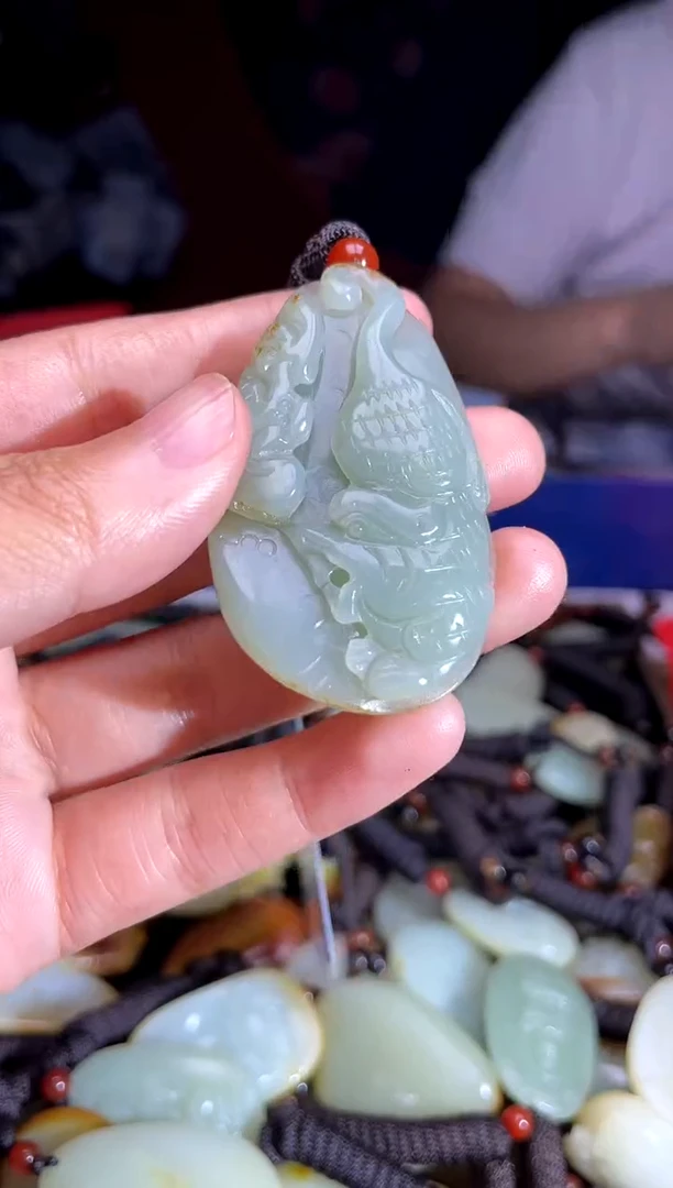 和田玉未镶嵌挂件1