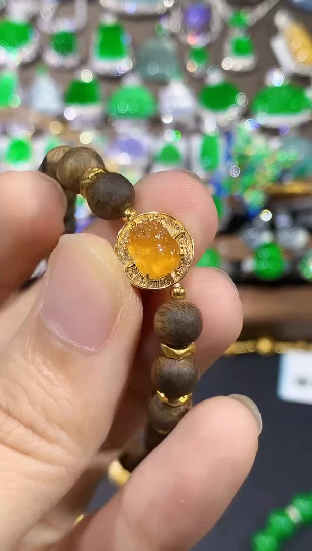 18K金镶嵌手串翡翠C36