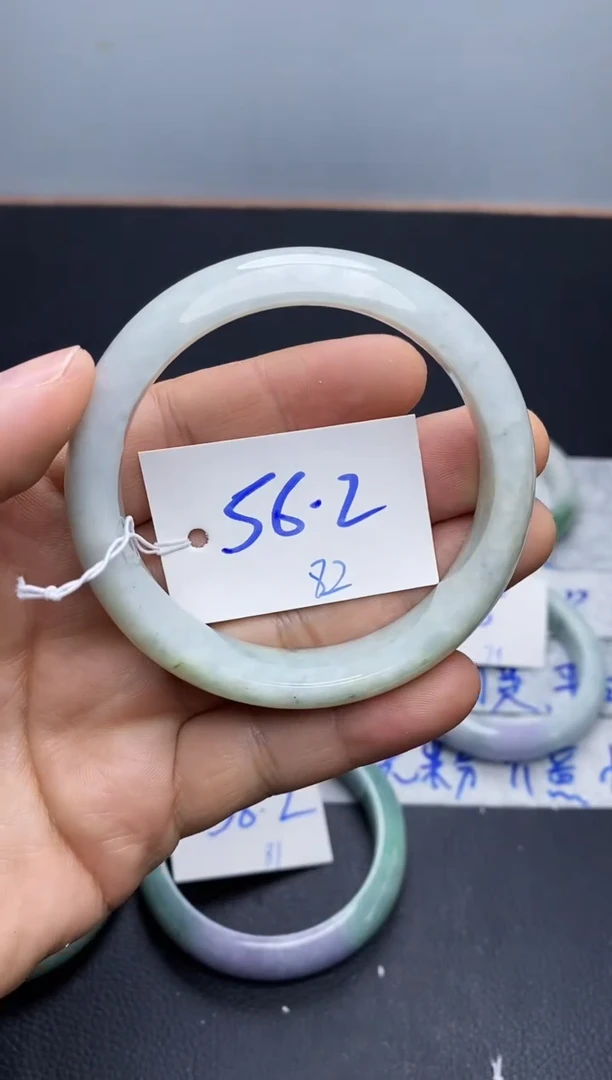 未镶嵌手镯翡翠82