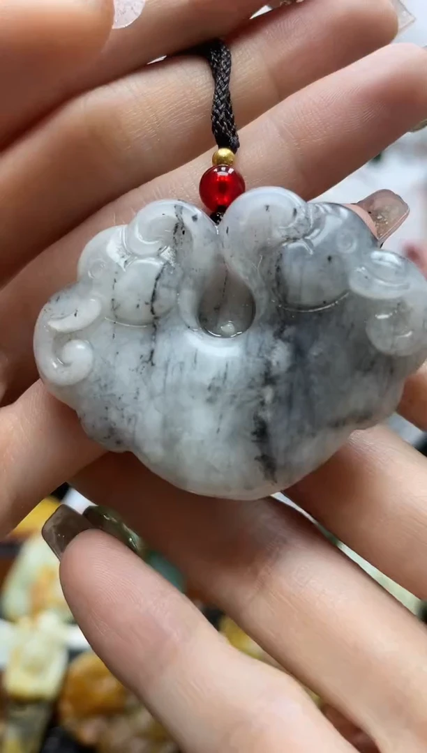 未镶嵌岫玉吊坠·