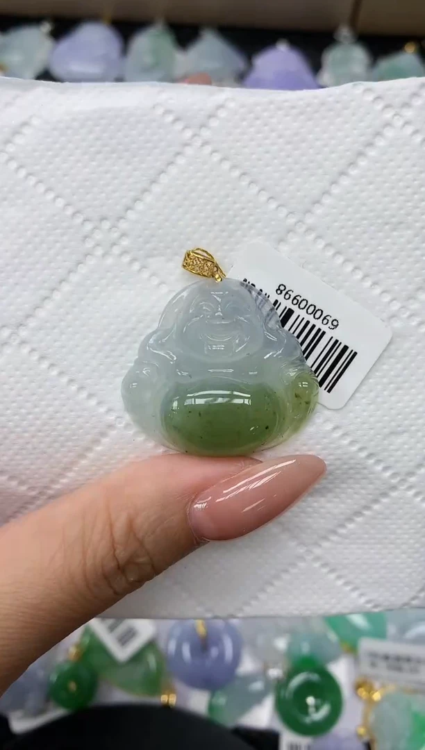 颈饰18K金镶嵌翡翠 1111111111