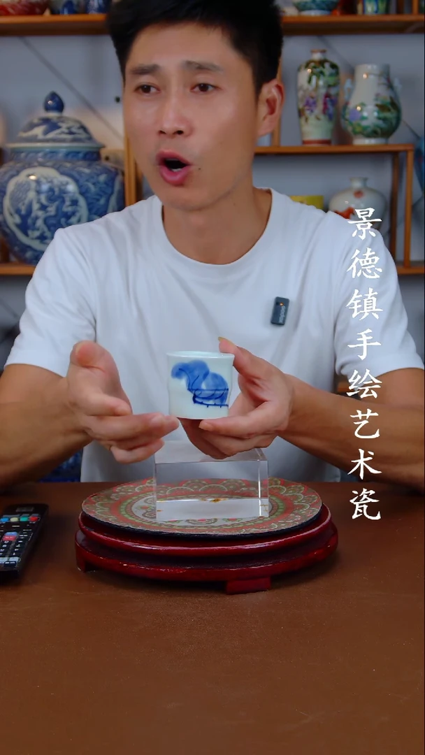 现代景德镇手工手绘陶瓷摆件1