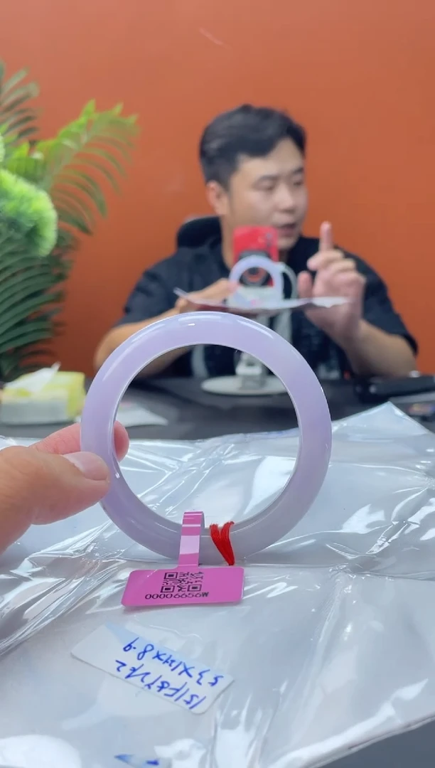 翡翠手镯未镶嵌1手镯