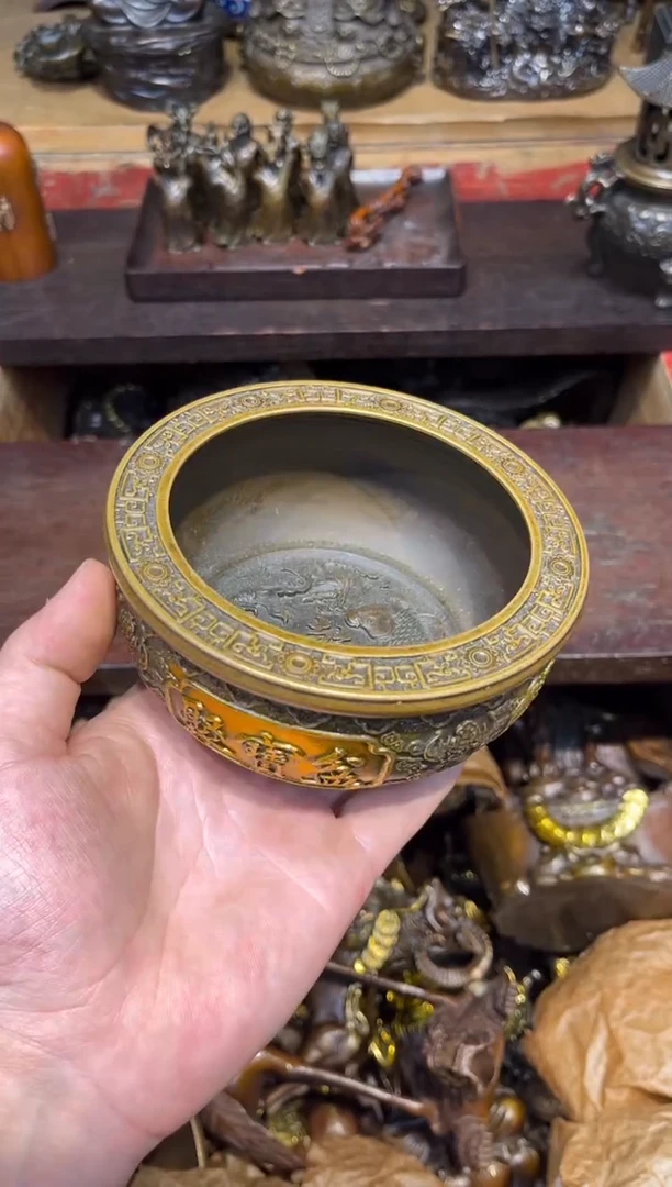 F瑞瑞古铜阁专属链接95