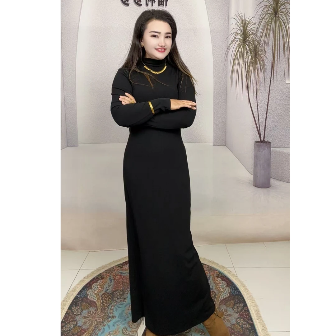 2025年最新款高领连衣裙