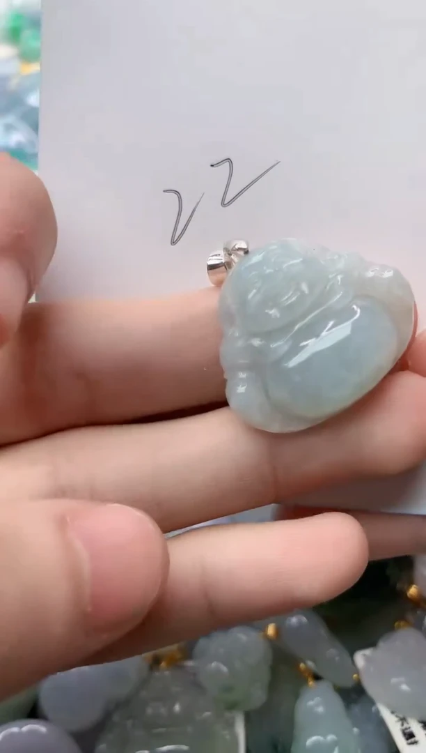 【闪购商品】翡翠颈饰合金15..........