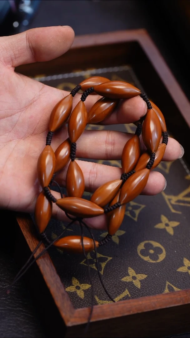 【闪购商品】橄榄核手串苏工橄榄核