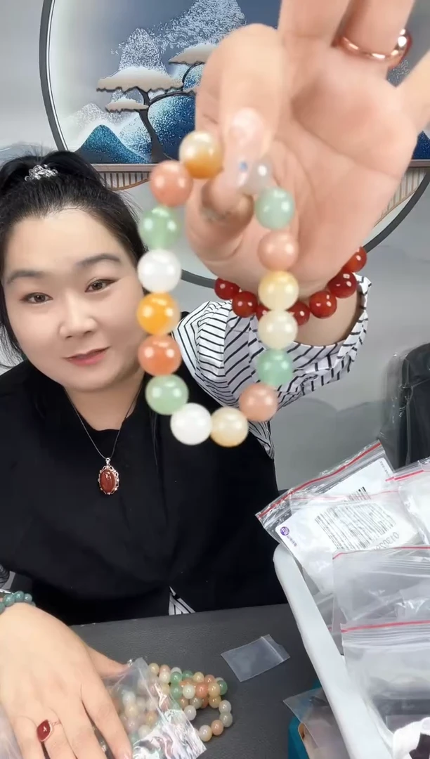 未镶嵌密玉多宝高品质糖果卡12手串密玉（石英质玉）高糖果卡12