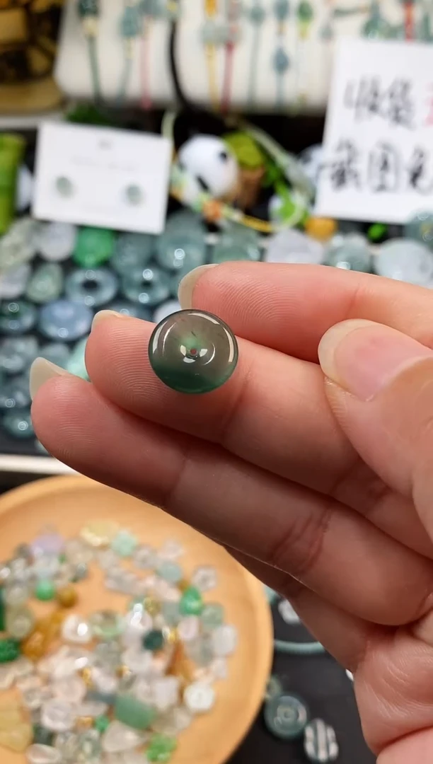 散珠翡翠冰种平安扣