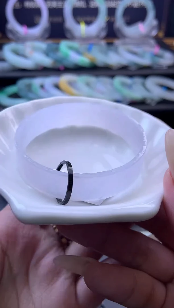 定制翡翠手镯未镶嵌「定制不退不换」