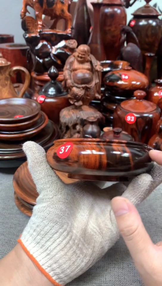 木@***实大红酸枝笔洗一个