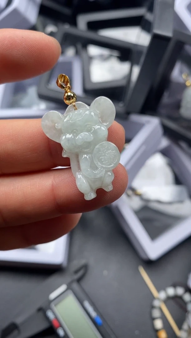 吊坠(不含链)未镶嵌翡翠3760