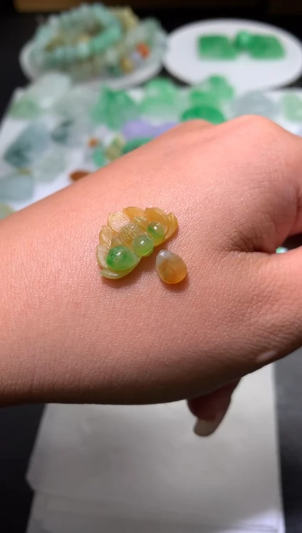 未镶嵌定制翡翠财****班毛货