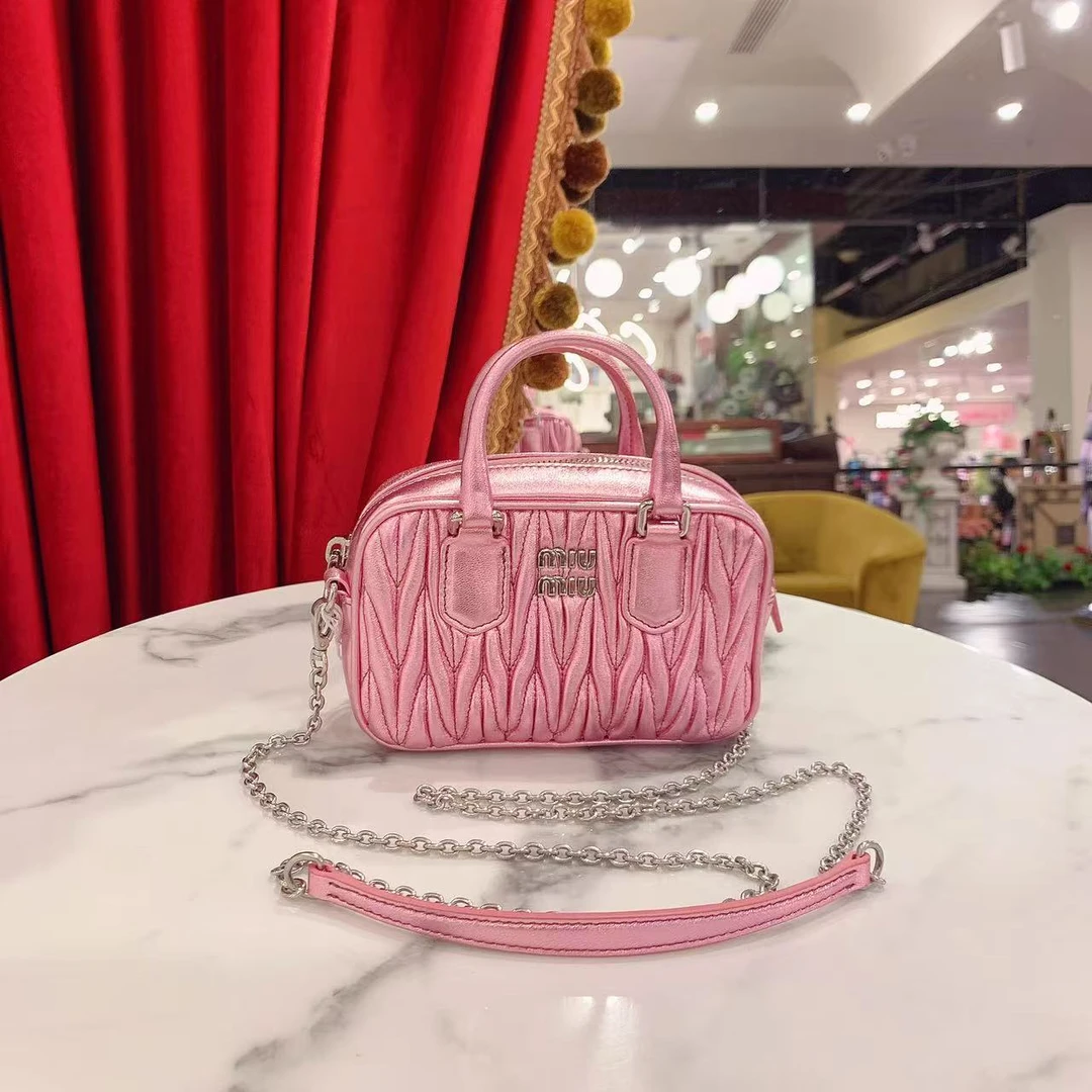 95新 MIU MIU/缪缪 缪缪保龄球mini粉金羊皮芯片款/71600785