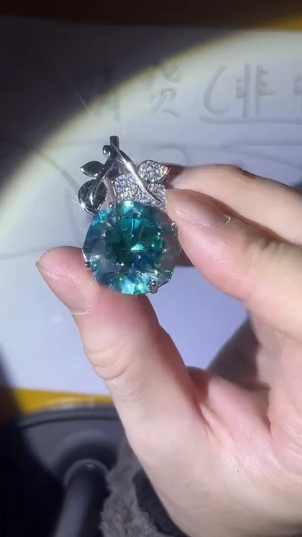 非金属无百搭经典时尚吊坠V877