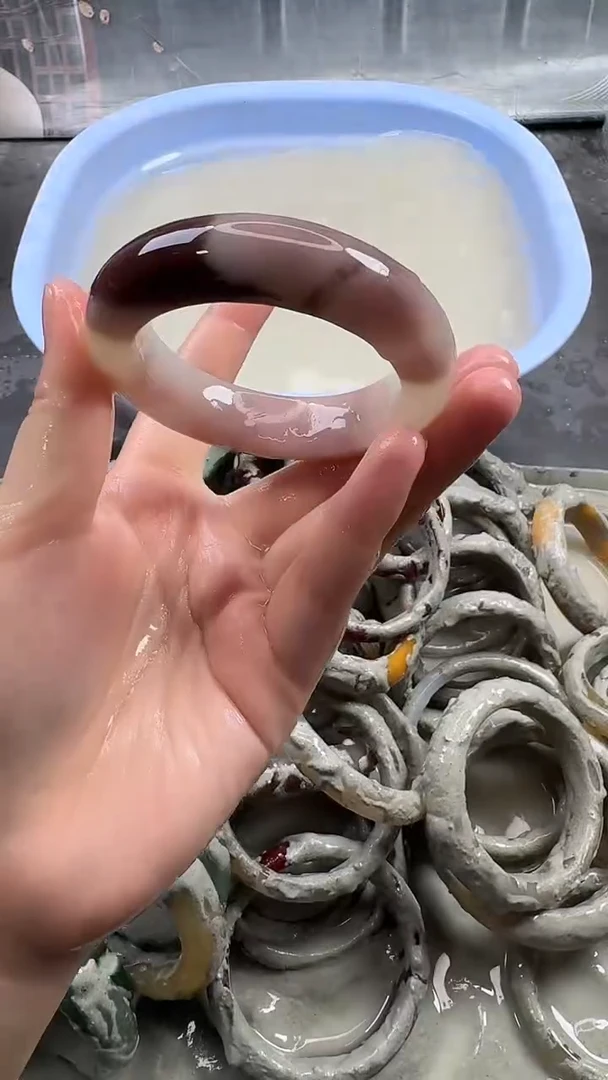 未镶嵌手镯石英质玉7