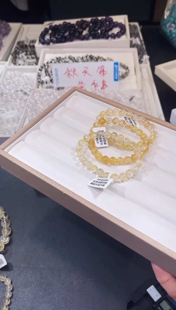 水晶手串未镶嵌黄胶花8mm-多样性发一