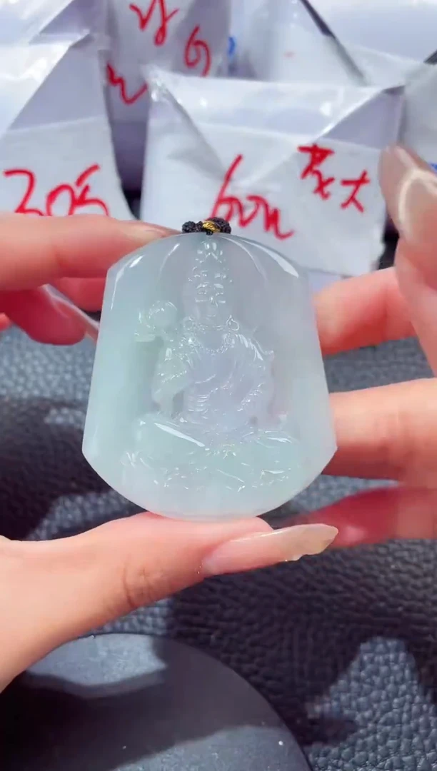 颈饰未镶嵌翡翠00000156