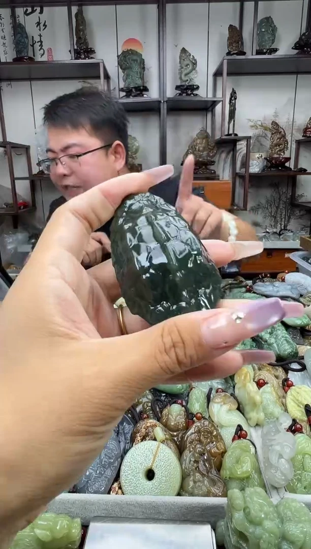 和田玉未镶嵌把件119